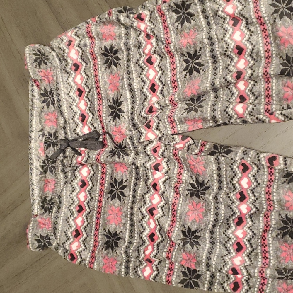 Briefly Stated pajama pants